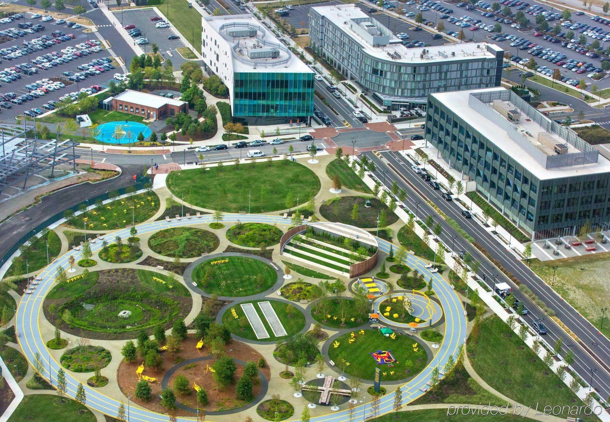 Courtyard By Marriott Philadelphia South At The Navy Yard Hotel Exterior photo